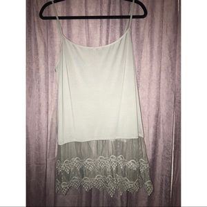 Gray lace extender tank top xxl
